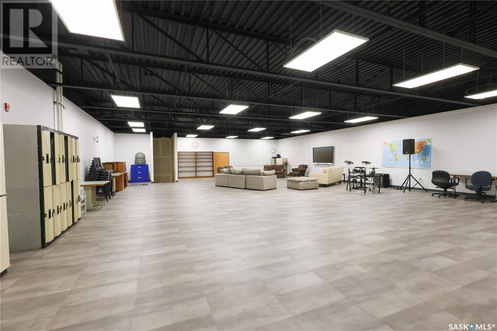 888 Central Avenue, Prince Albert, SK