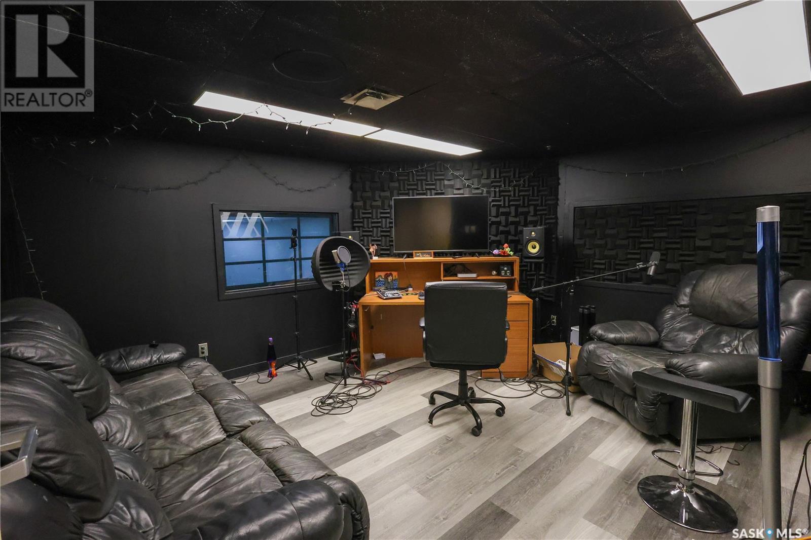 888 Central Avenue, Prince Albert, SK