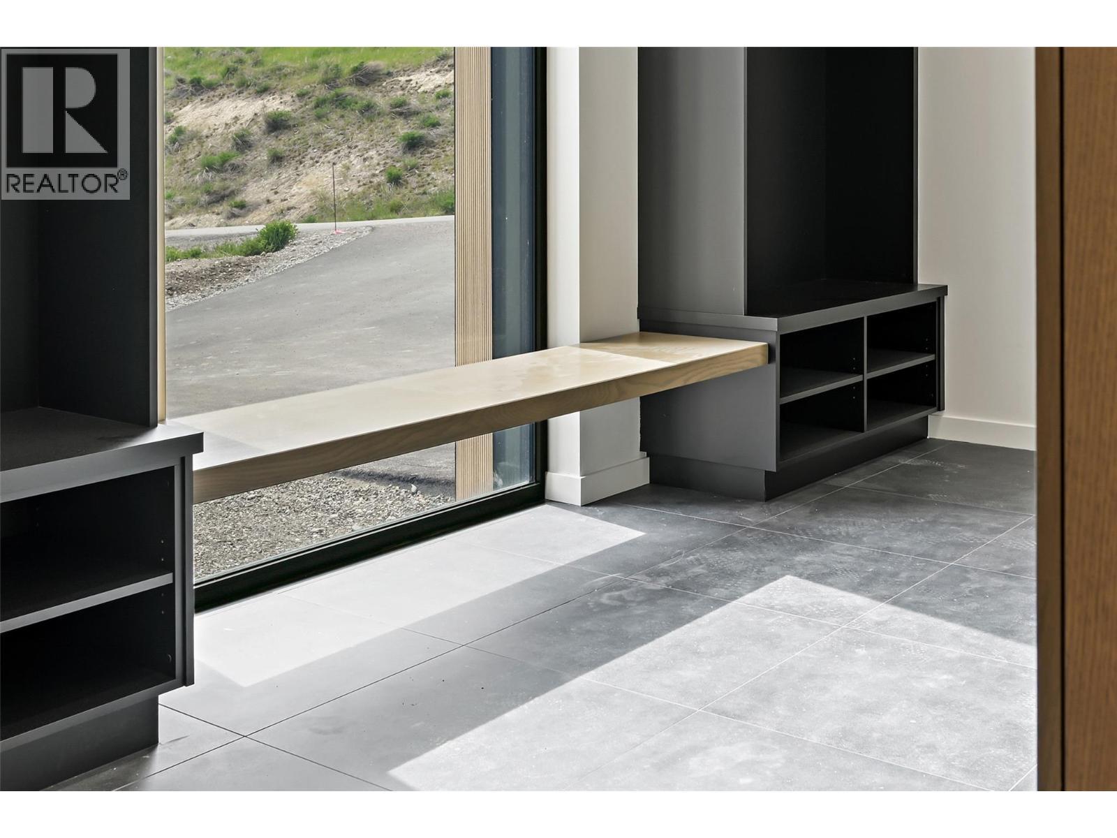 6200 Columbia Lake Road Unit# 4, Columbia Lake, BC - Indoor Photo Showing Other Room