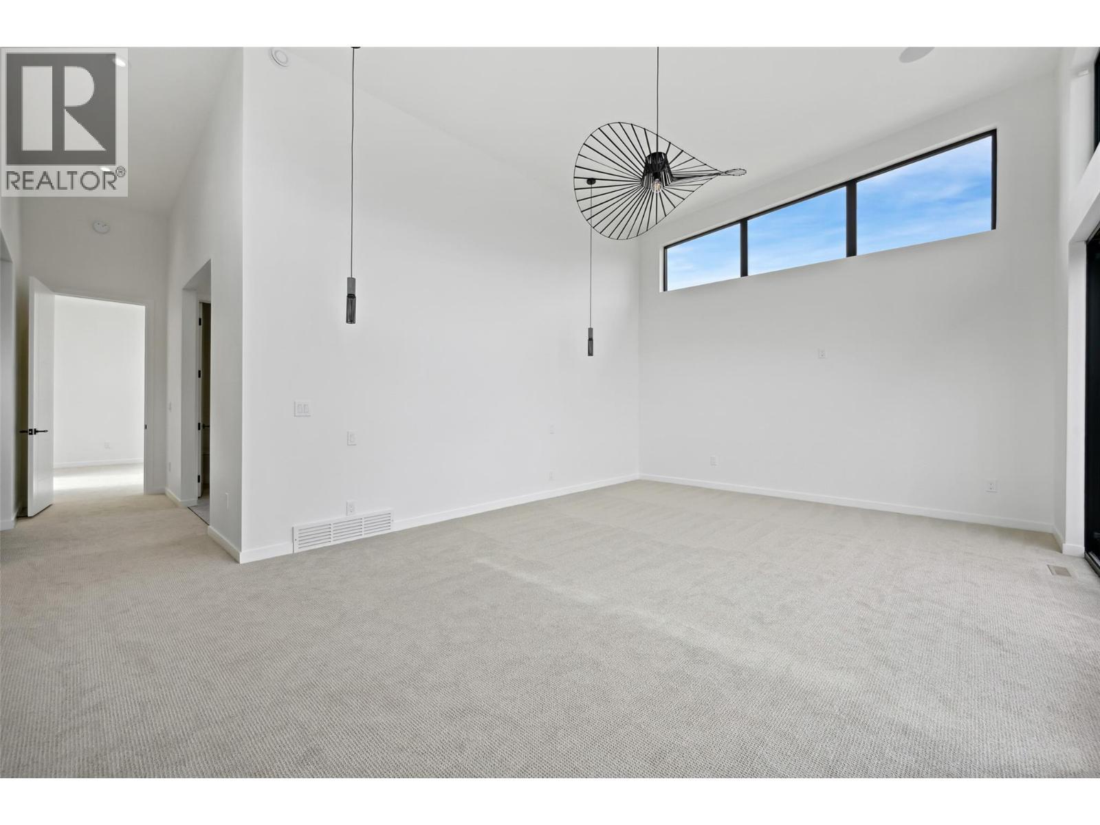 6200 Columbia Lake Road Unit# 4, Columbia Lake, BC - Indoor Photo Showing Other Room