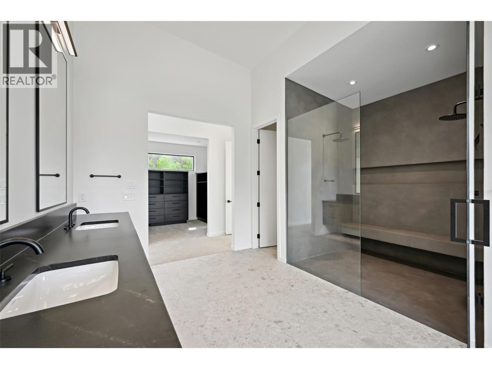 6200 Columbia Lake Road Unit# 4, Columbia Lake, BC - Indoor Photo Showing Other Room