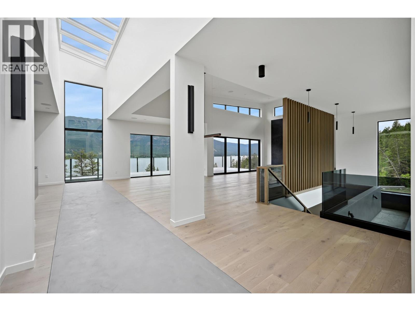 6200 Columbia Lake Road Unit# 4, Columbia Lake, BC - Indoor Photo Showing Other Room