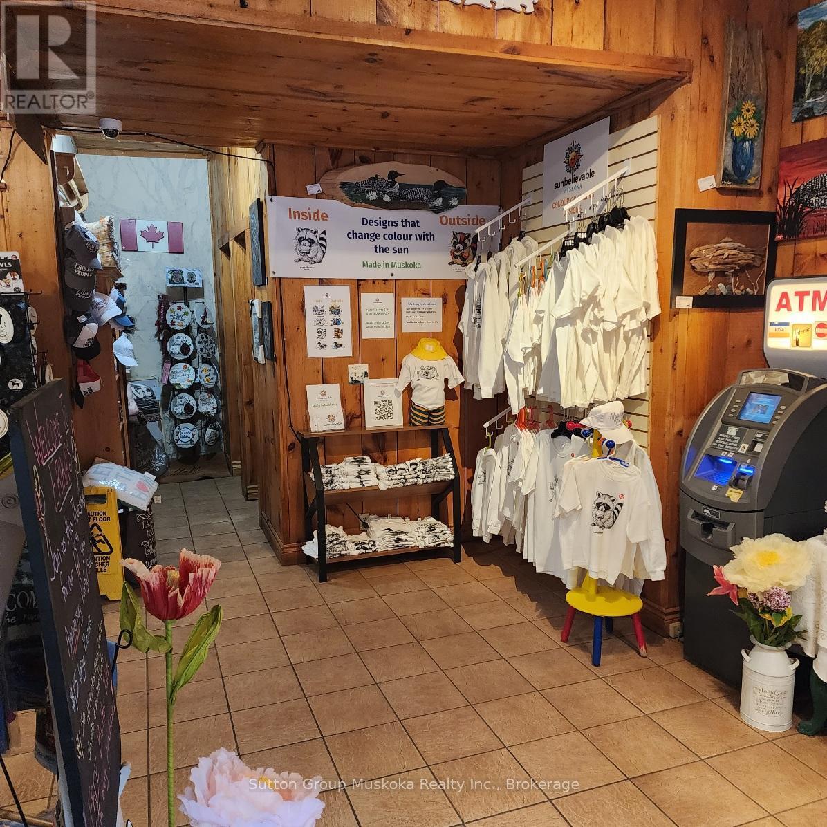 Entrance - 2832 Highway 60 Highway, Lake Of Bays (Franklin), ON