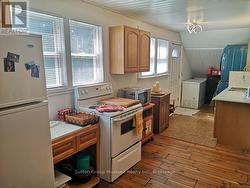 2nd Story of Erika's Building - Entrance/Laundry -