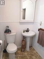 2nd Story 4pc bathroom -