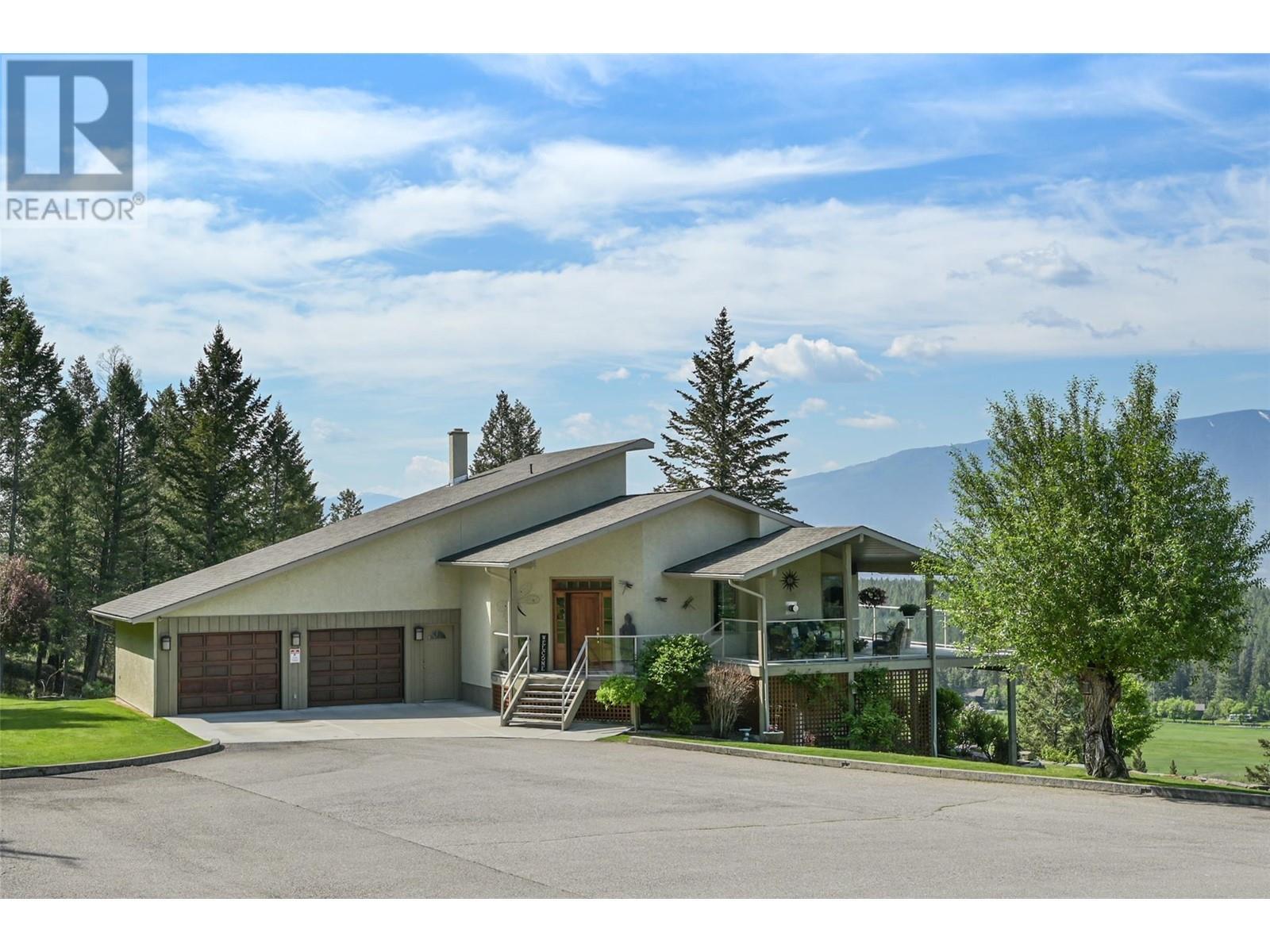 9520 Juniper Heights Road, Invermere, BC - Outdoor