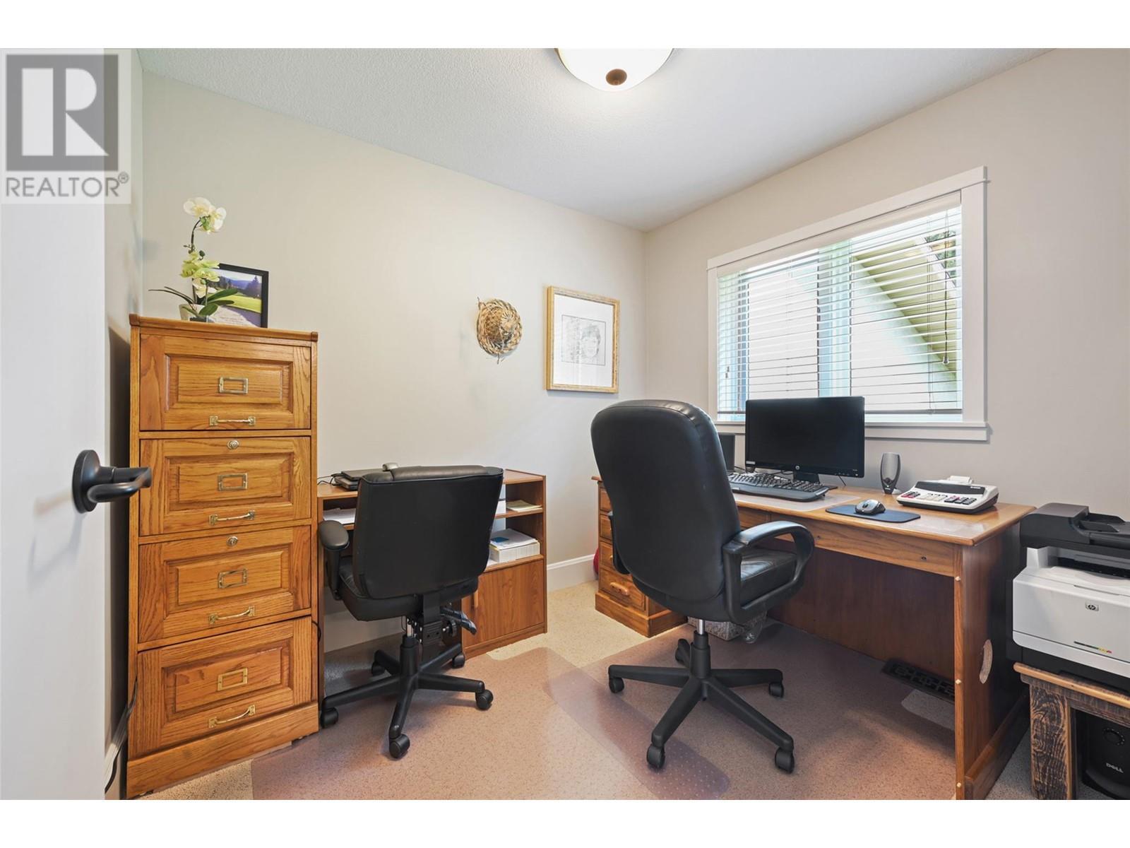 9520 Juniper Heights Road, Invermere, BC - Indoor Photo Showing Office