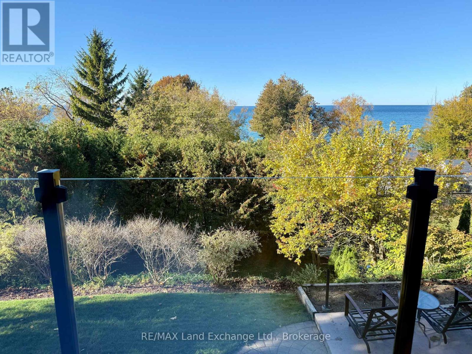 222 Penetangore Row, Kincardine, ON - Outdoor With Body Of Water With View