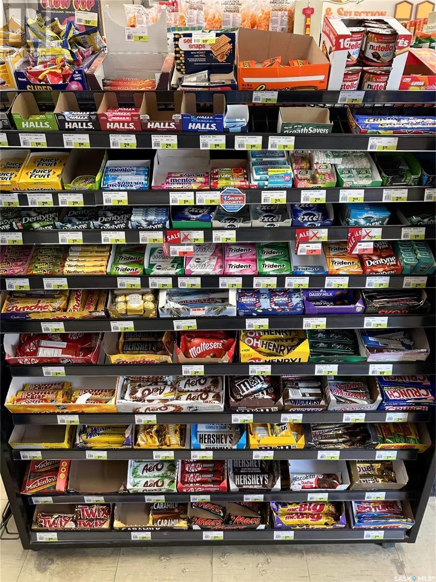 323 Main Street, Lemberg, SK