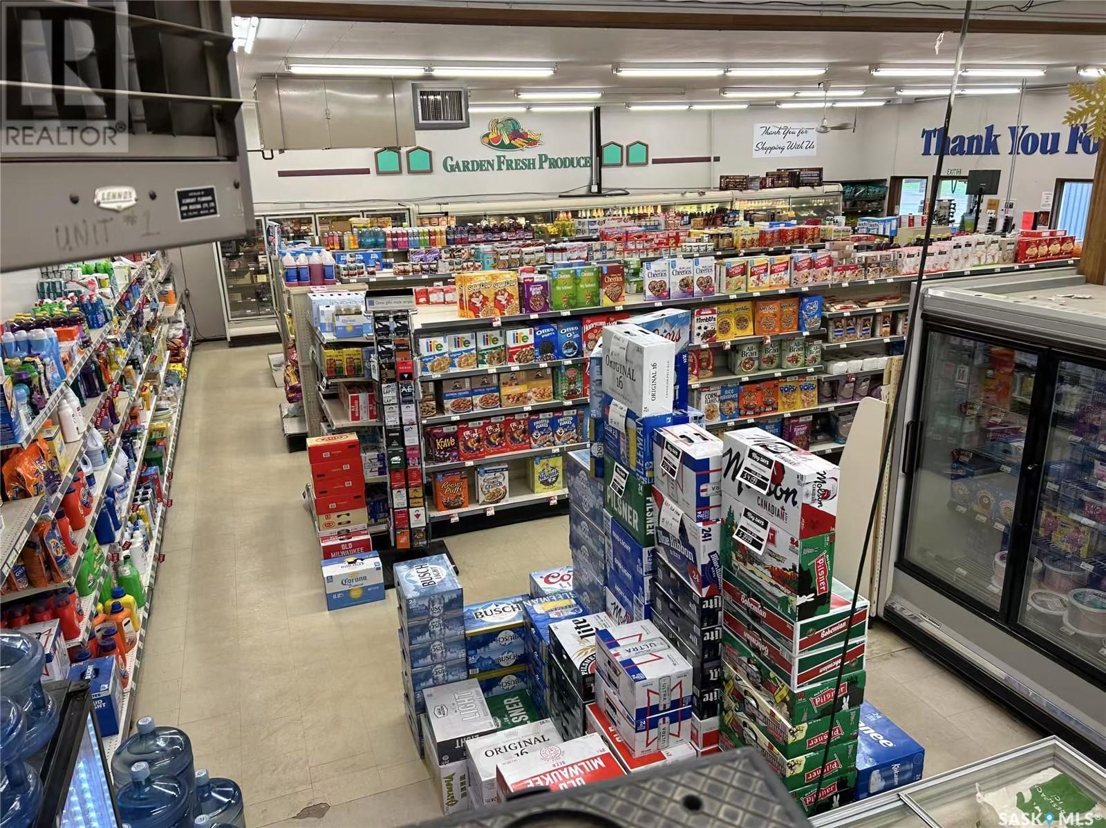 323 Main Street, Lemberg, SK