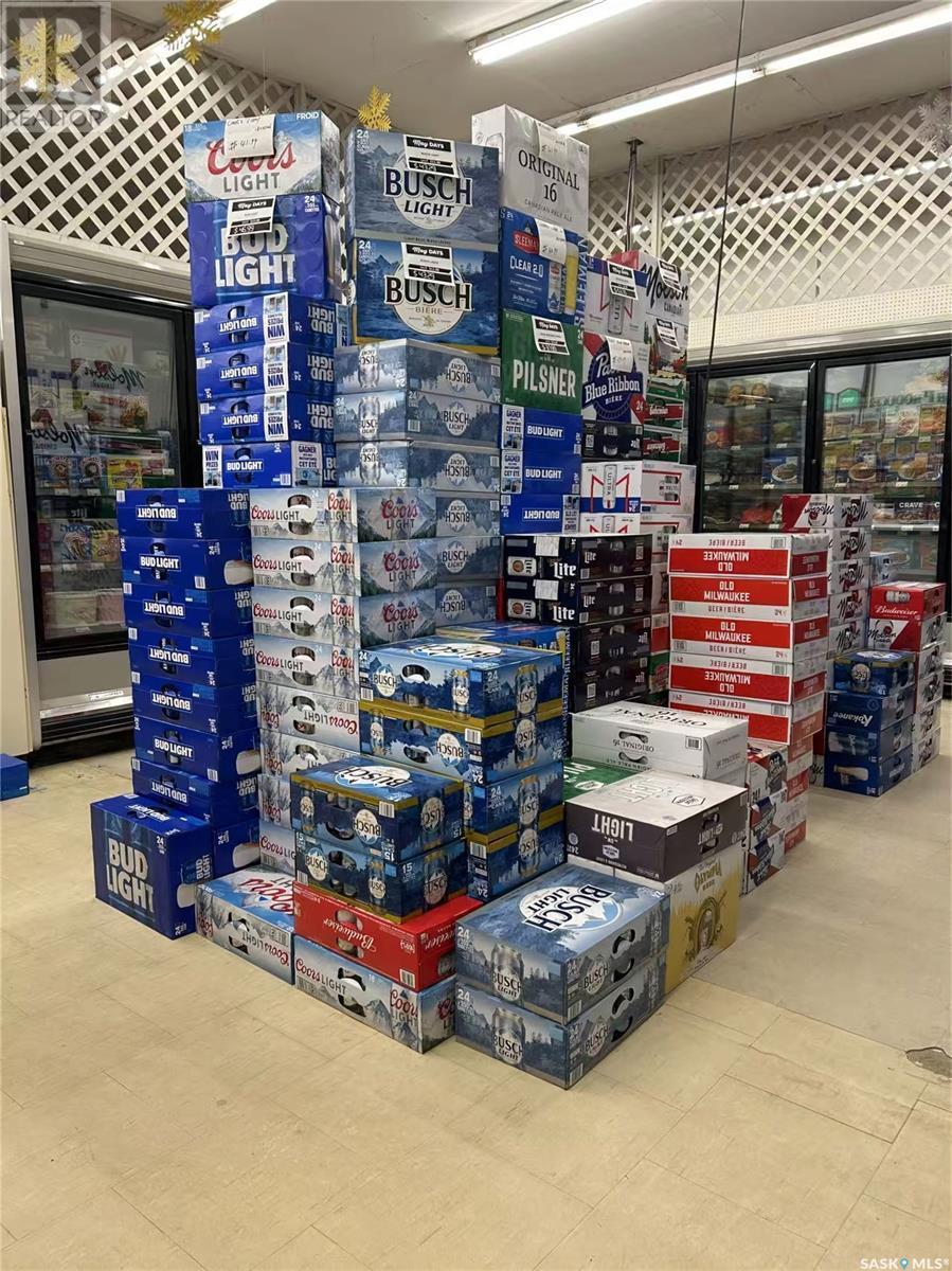 323 Main Street, Lemberg, SK