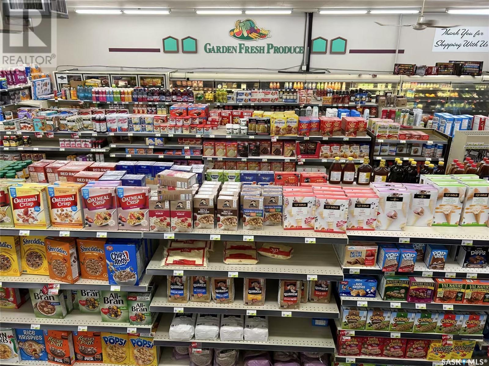 323 Main Street, Lemberg, SK