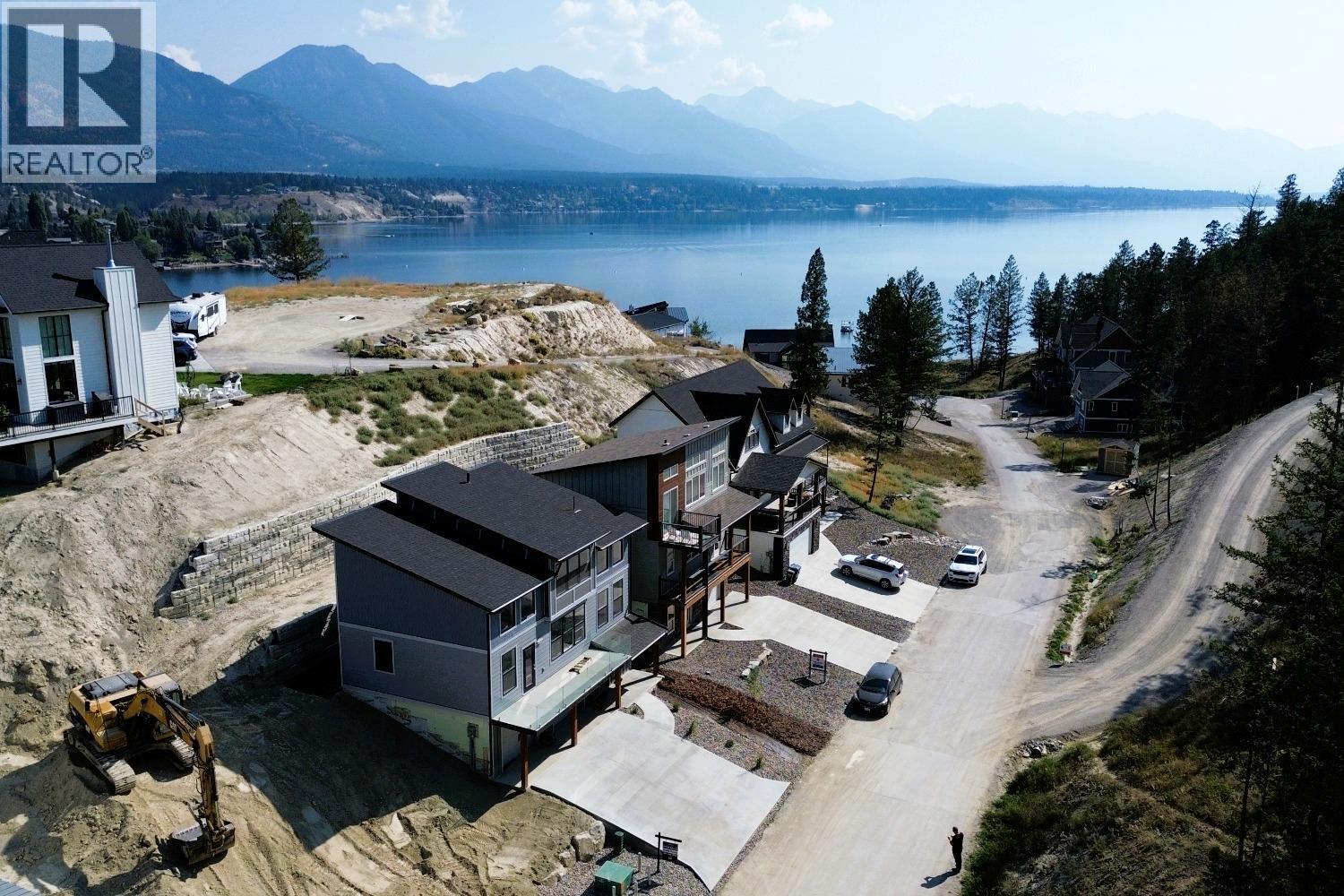746 Taynton Drive, Invermere, BC - Outdoor With Body Of Water With View