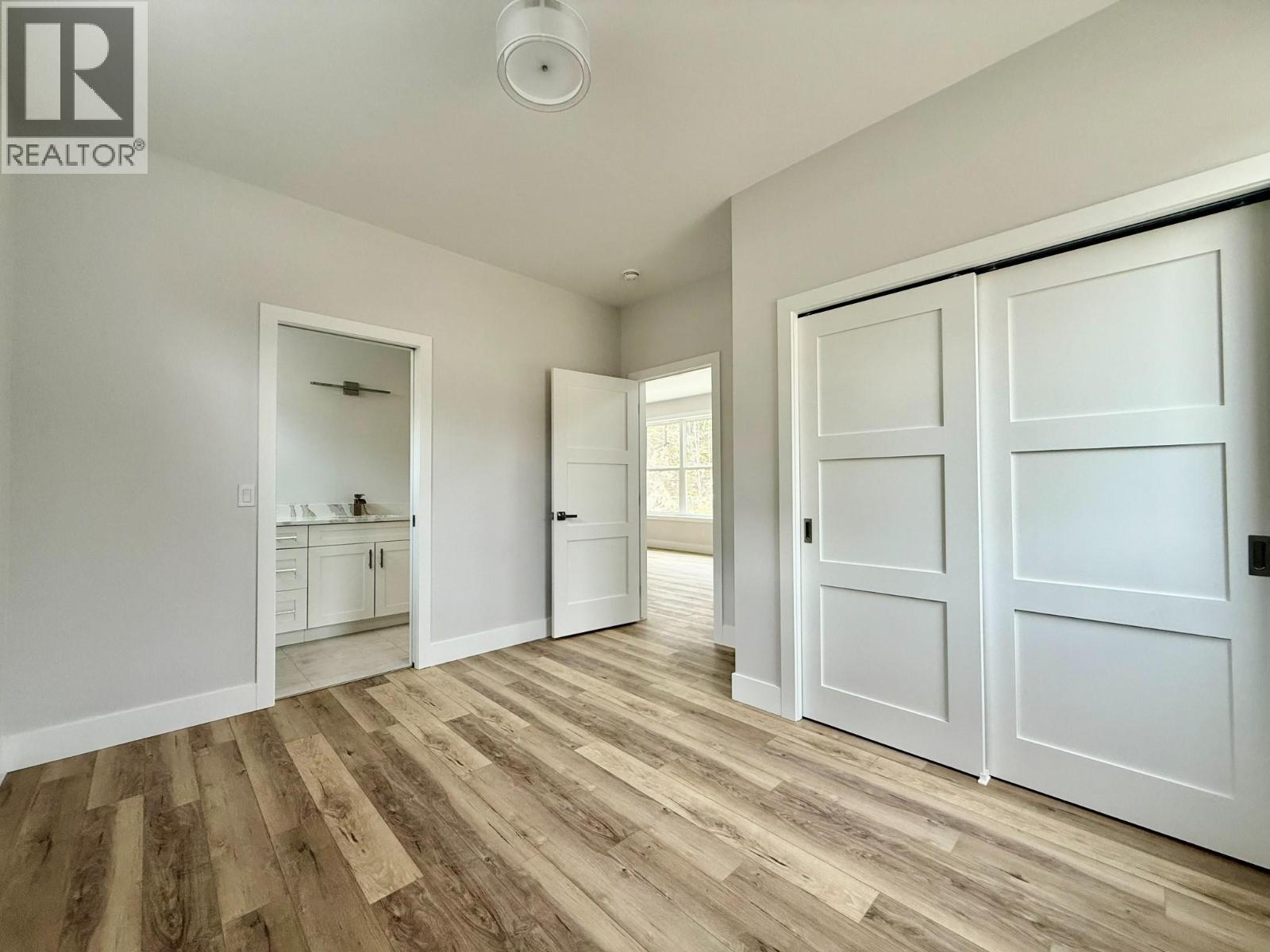 746 Taynton Drive, Invermere, BC - Indoor Photo Showing Other Room