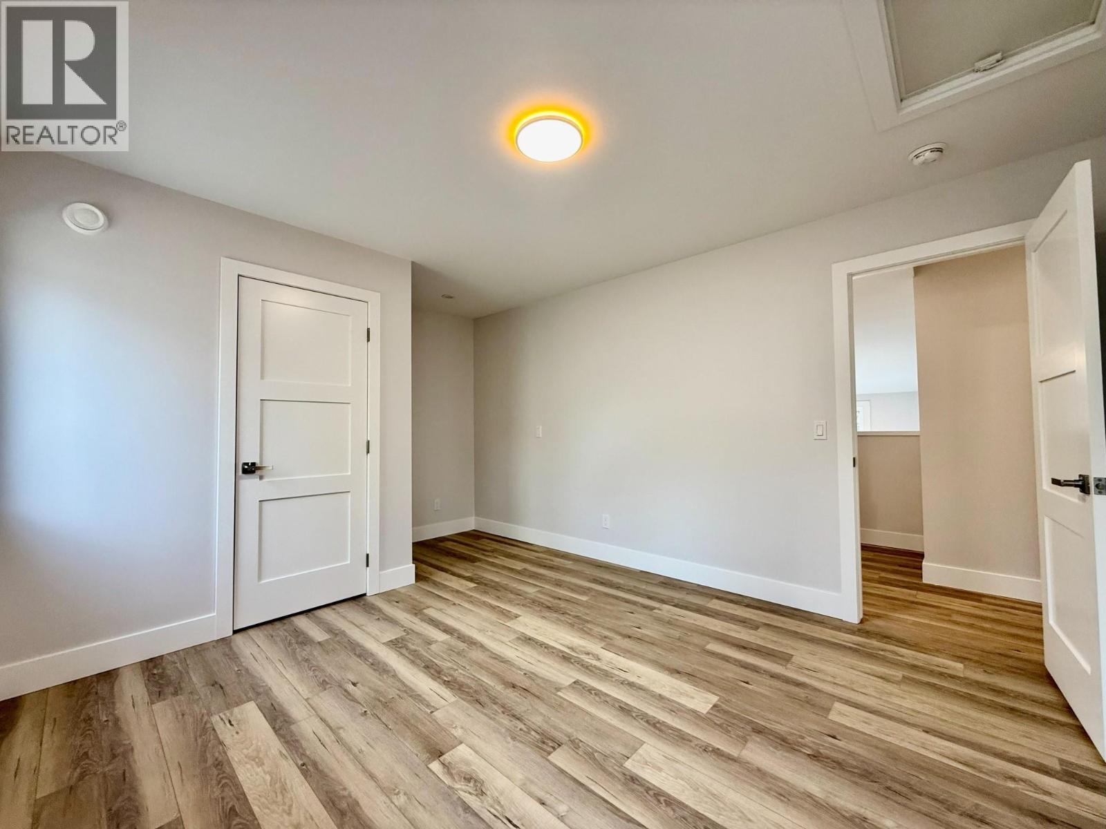 746 Taynton Drive, Invermere, BC - Indoor Photo Showing Other Room