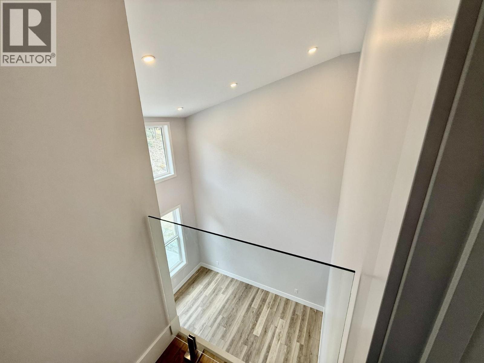 746 Taynton Drive, Invermere, BC - Indoor Photo Showing Other Room