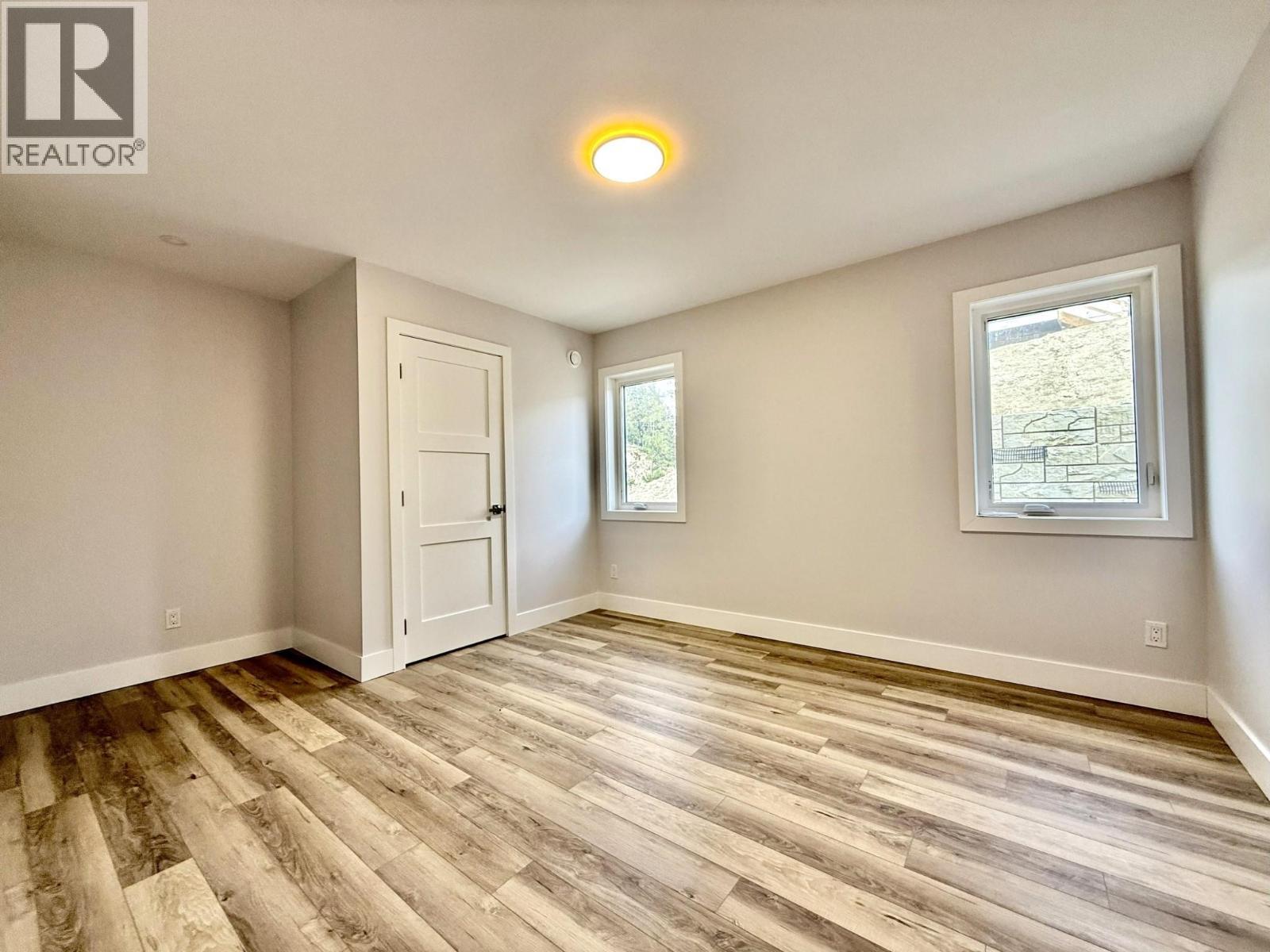 746 Taynton Drive, Invermere, BC - Indoor Photo Showing Other Room