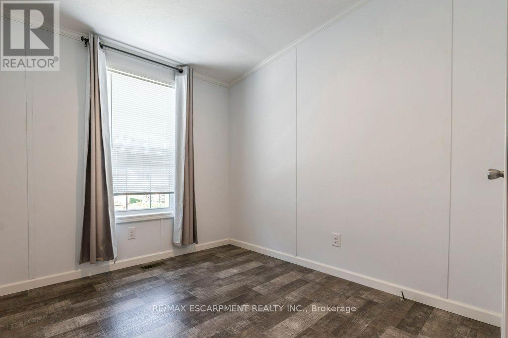 9 Hickory Hollow, Haldimand, ON - Indoor Photo Showing Other Room