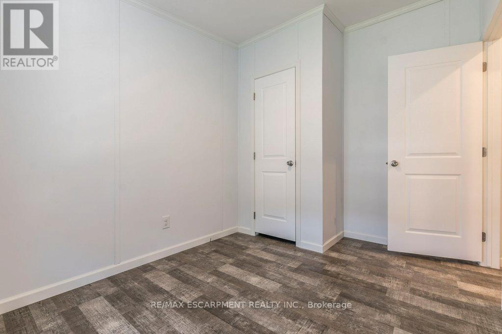 9 Hickory Hollow, Haldimand, ON - Indoor Photo Showing Other Room