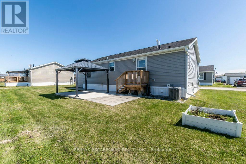 9 Hickory Hollow, Haldimand, ON - Outdoor With Exterior