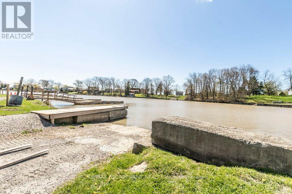 9 Hickory Hollow, Haldimand, ON - Outdoor With View