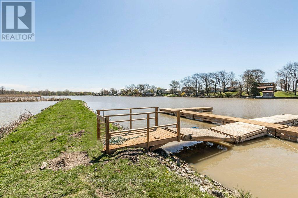 9 Hickory Hollow, Haldimand, ON - Outdoor With Body Of Water With View