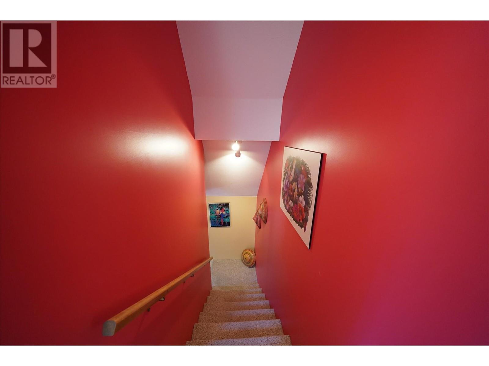 425 Alexander Road, Procter, BC - Photo Showing Other Room