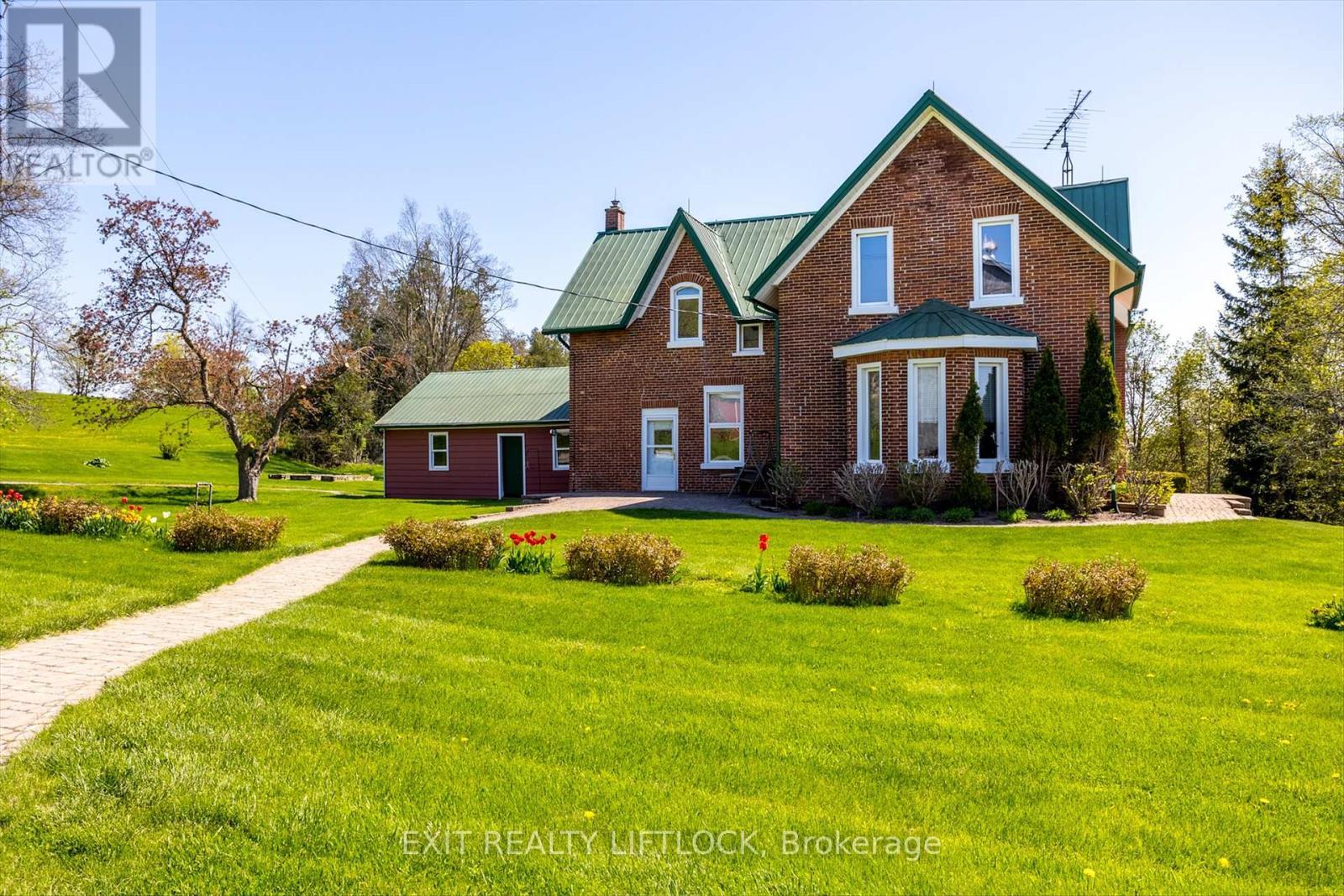 Front of Home - 404 Morton Line, Cavan Monaghan (Cavan Twp), ON