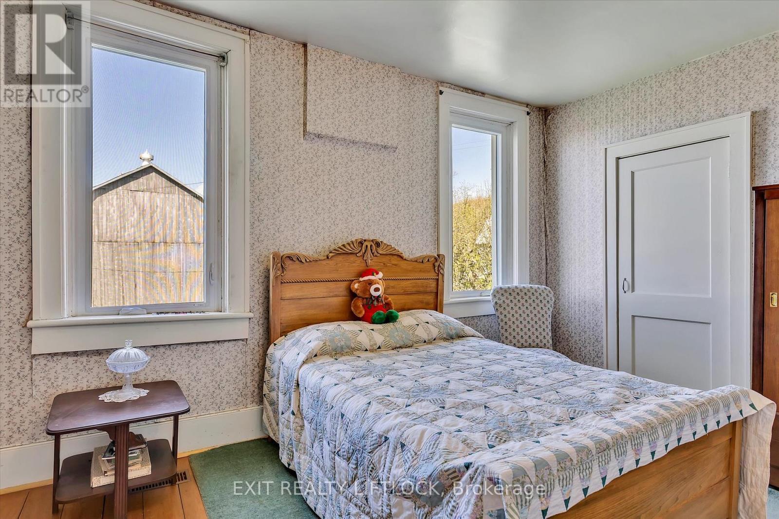 Bedroom - 404 Morton Line, Cavan Monaghan (Cavan Twp), ON