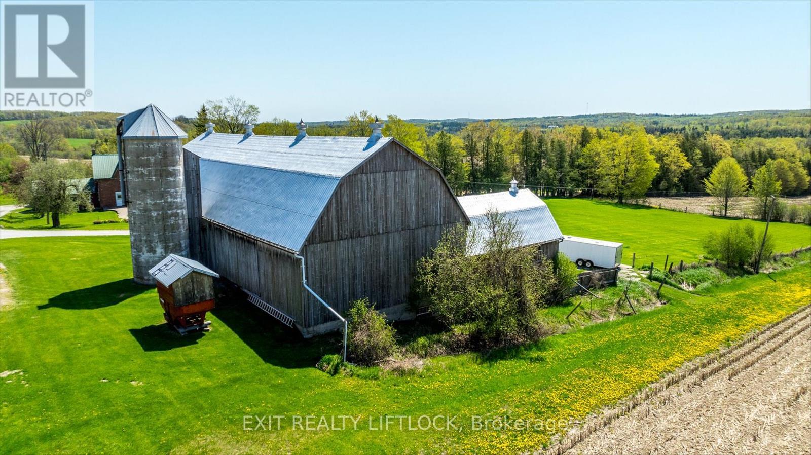 Barns - 404 Morton Line, Cavan Monaghan (Cavan Twp), ON