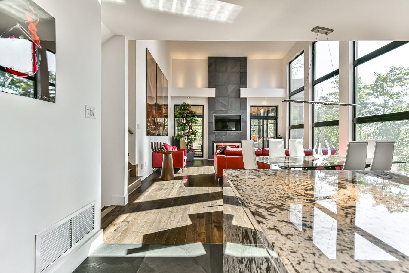 Vue d'ensemble - 700 Mtée De L'Adret, Sainte-Adèle, QC - Indoor Photo Showing Other Room With Fireplace