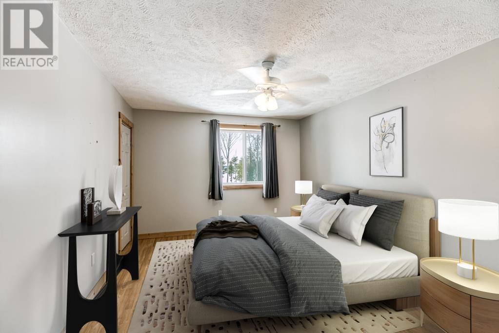 241 Grandor Road, Kagawong, ON - Indoor Photo Showing Bedroom