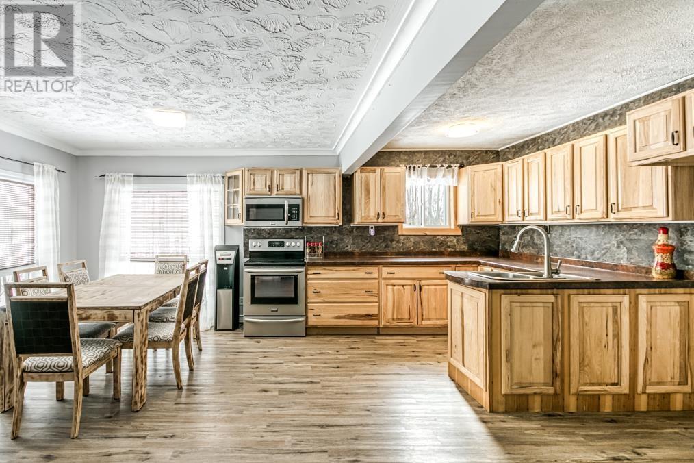 241 Grandor Road, Kagawong, ON - Indoor