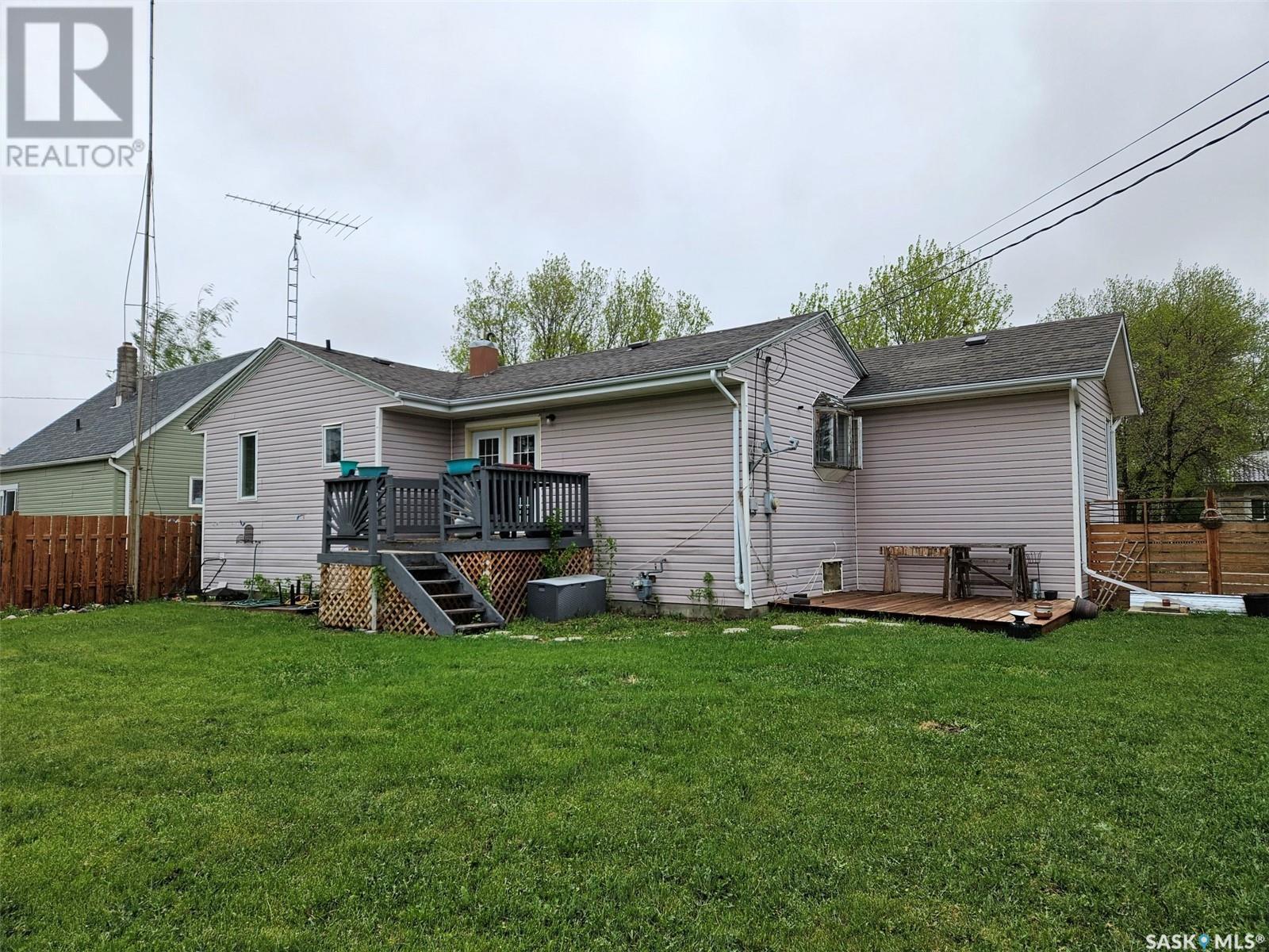 306 West 1St Street, Alida, SK - Outdoor With Deck Patio Veranda With Exterior