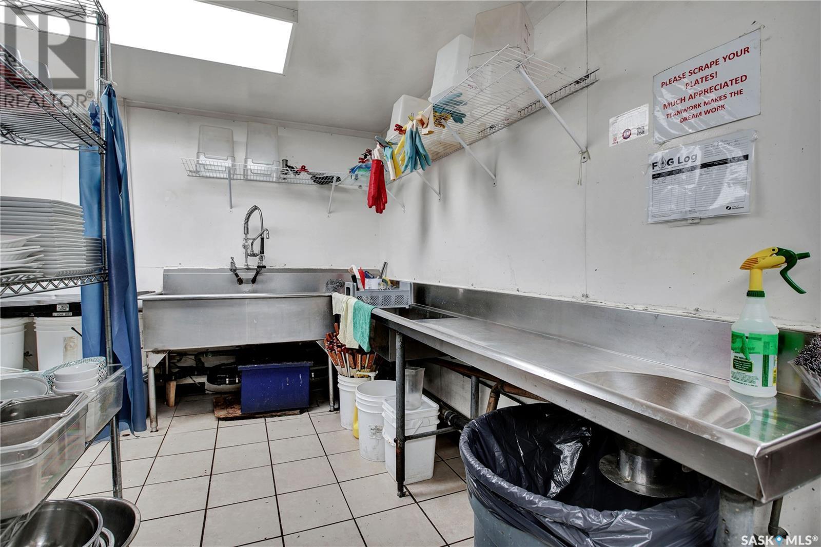 1013 Broadway Avenue, Saskatoon, SK