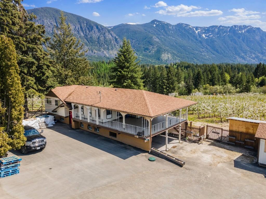 3851 3 Highway, Erickson, BC