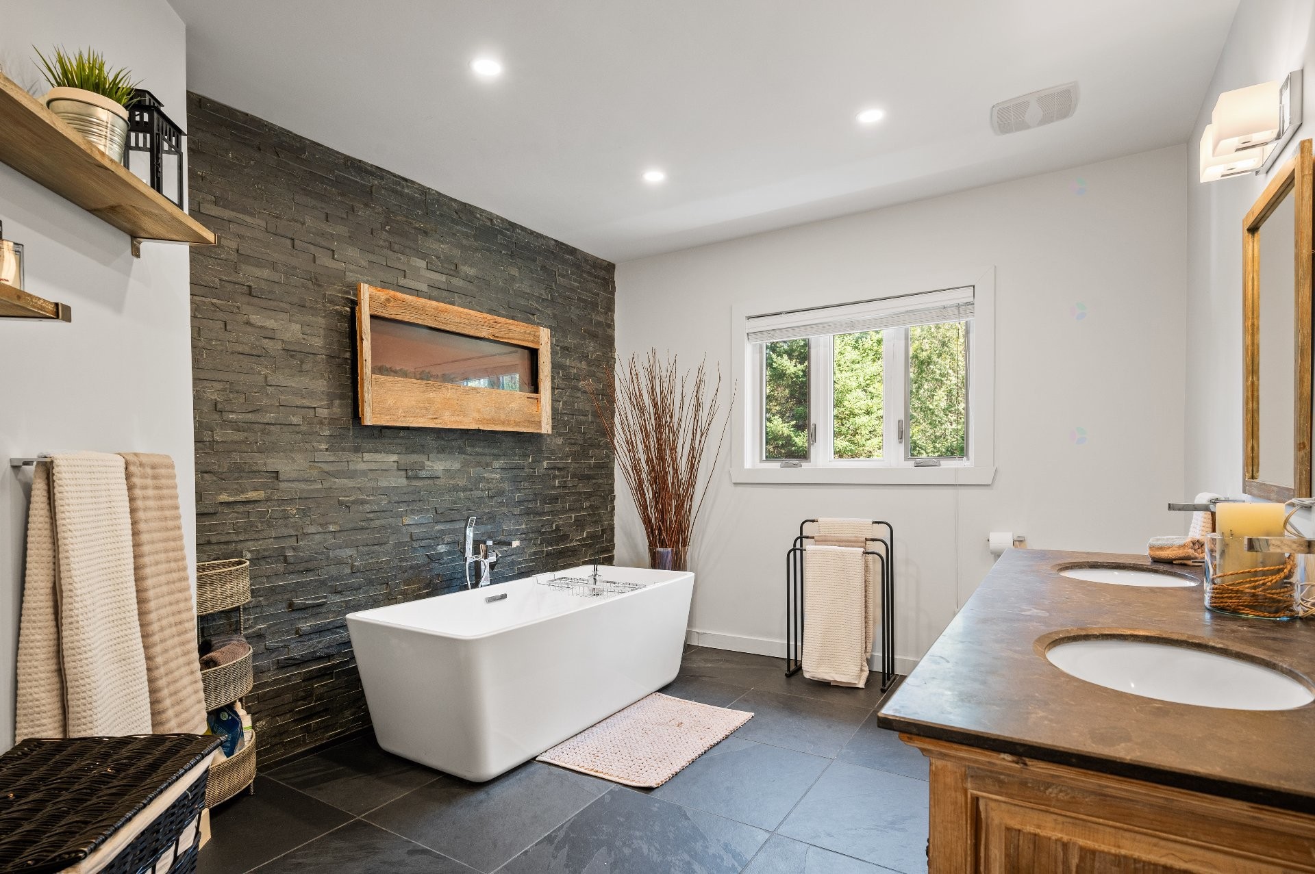 Master Bathroom - 153 Route 323, Brébeuf, QC - Indoor Photo Showing Bathroom