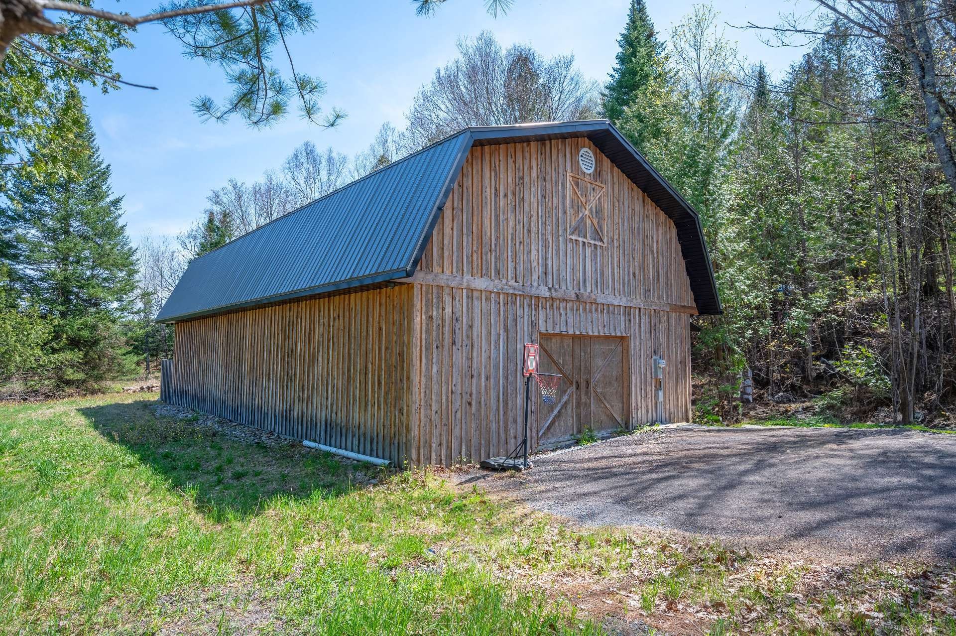 Barn - 153 Route 323, Brébeuf, QC - Outdoor
