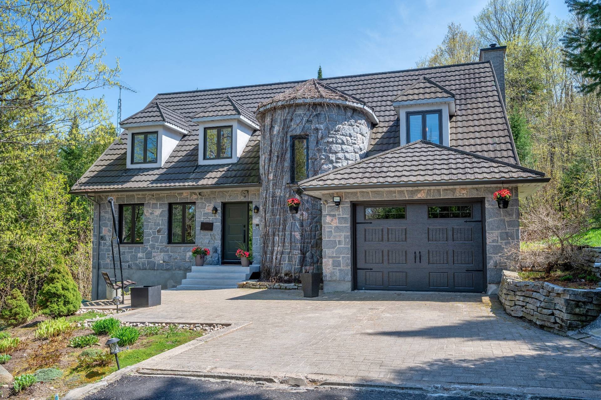 Front of Structure - 153 Route 323, Brébeuf, QC - Outdoor