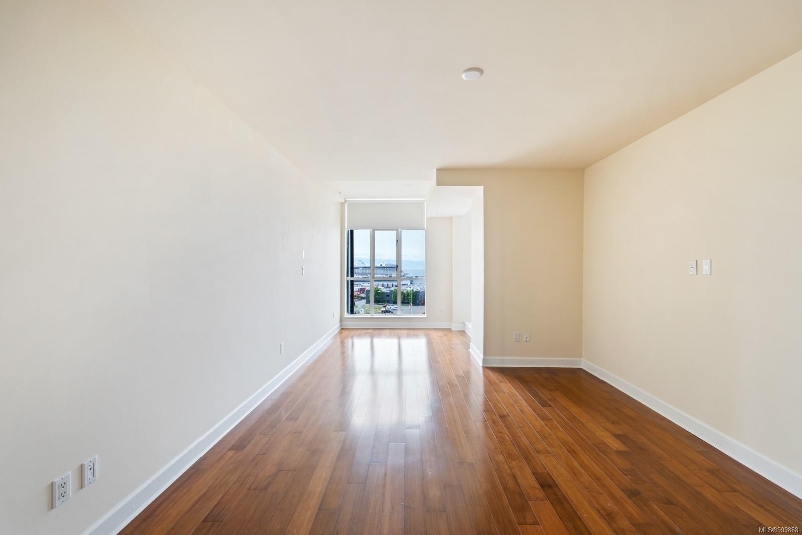 821-21 Dallas Rd, Victoria, BC - Indoor Photo Showing Other Room