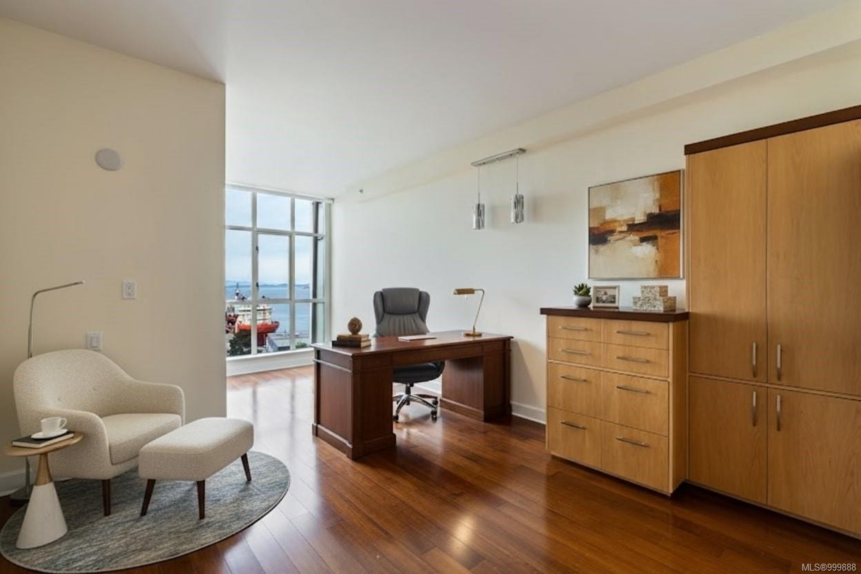 821-21 Dallas Rd, Victoria, BC - Indoor Photo Showing Office