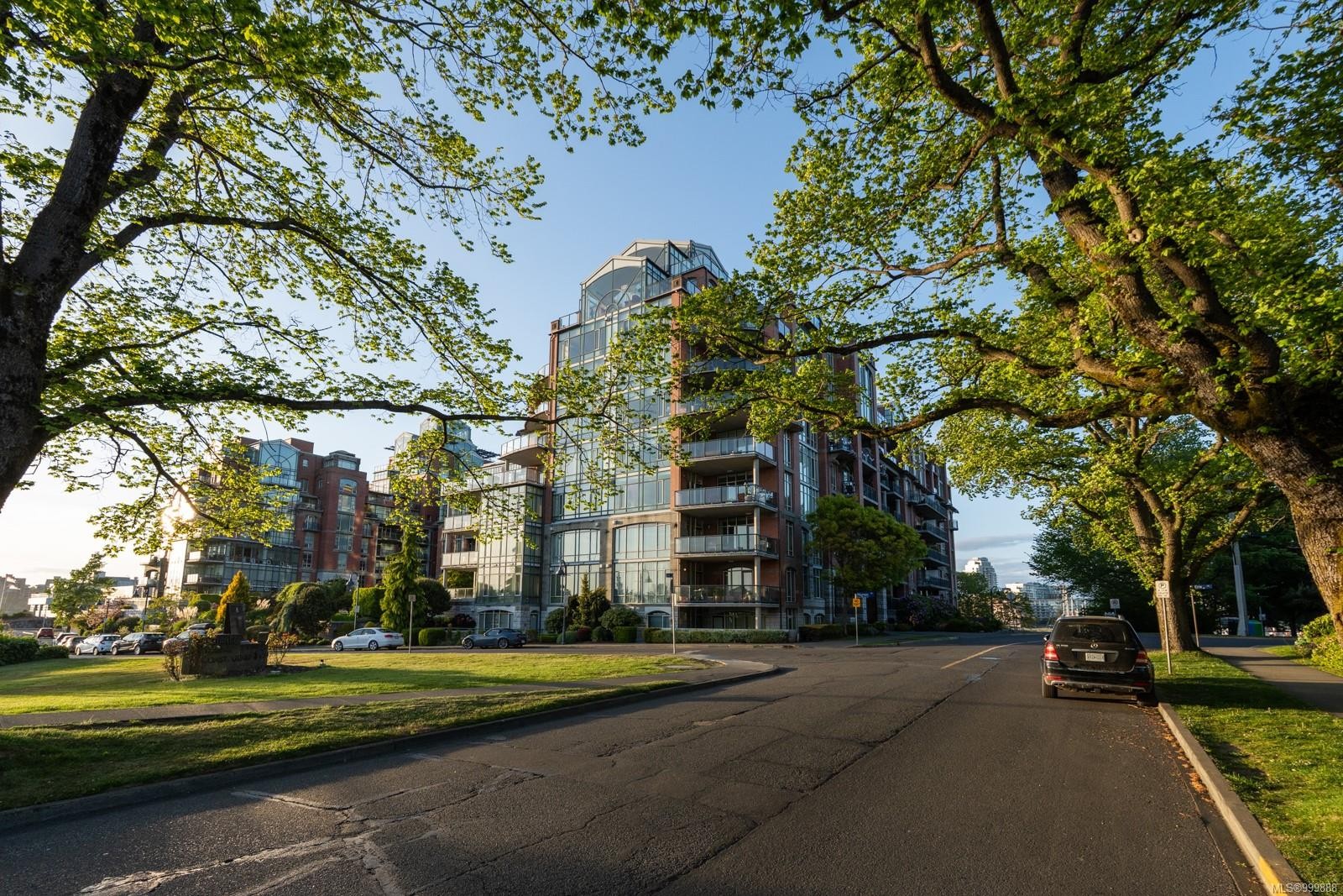 821-21 Dallas Rd, Victoria, BC - Outdoor