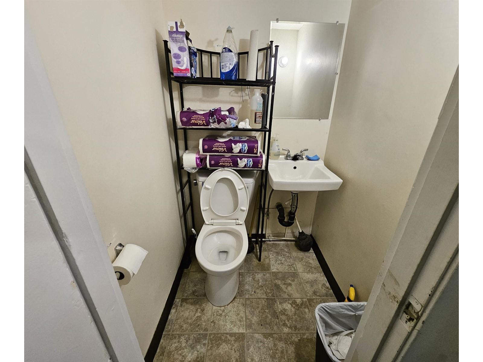1335 Johnston Road, White Rock, BC