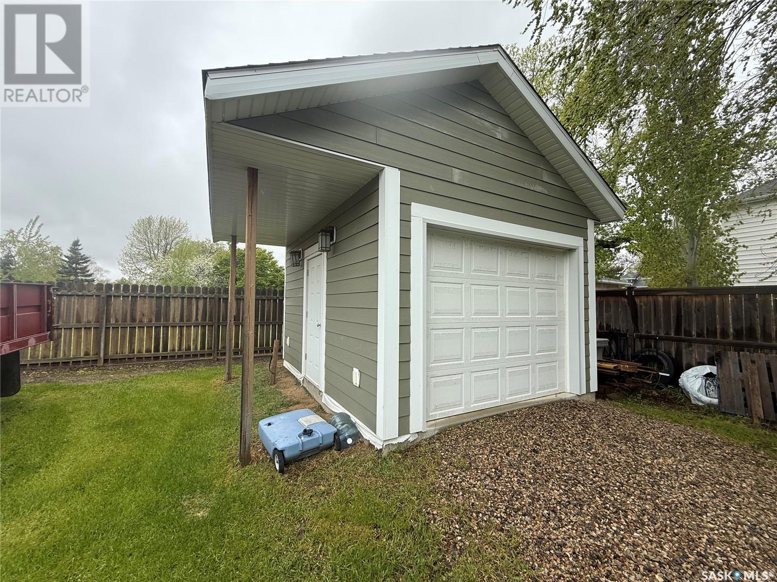 787 Hartney Avenue, Weyburn, SK