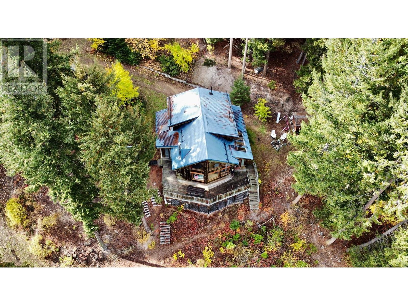 8200 Gun Lake West Road, Gold Bridge, BC - Outdoor