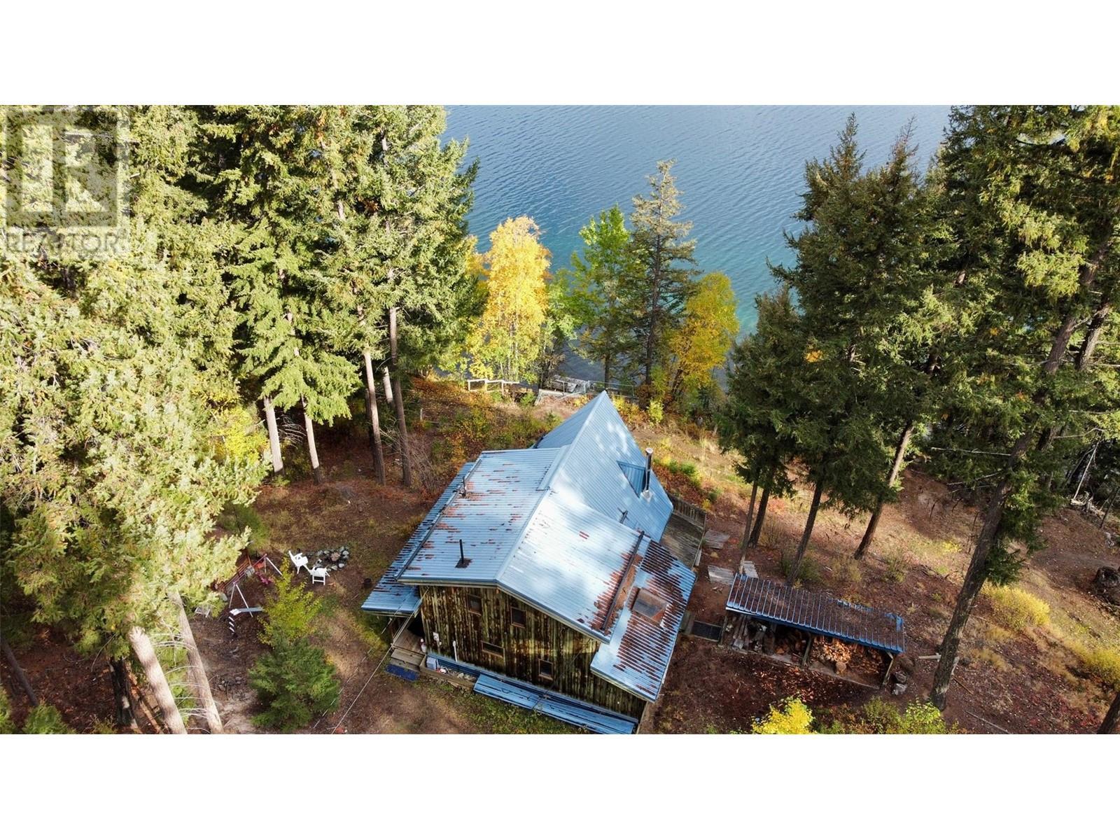 8200 Gun Lake West Road, Gold Bridge, BC - Outdoor