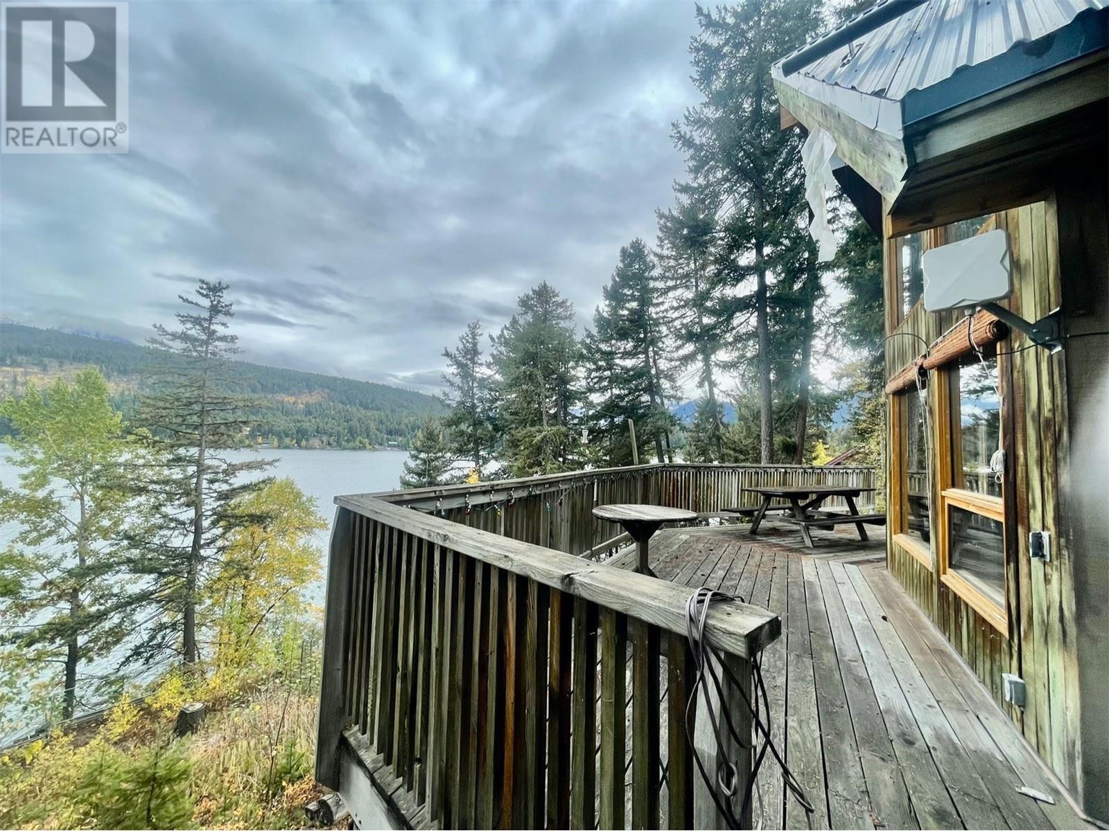 8200 Gun Lake West Road, Gold Bridge, BC - Outdoor With Body Of Water