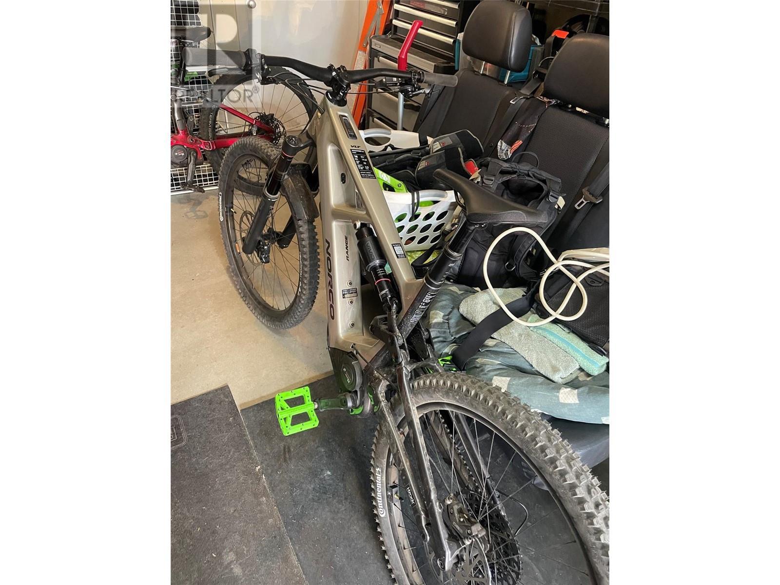 8200 Gun Lake West Road, Gold Bridge, BC - Photo Showing Other Room