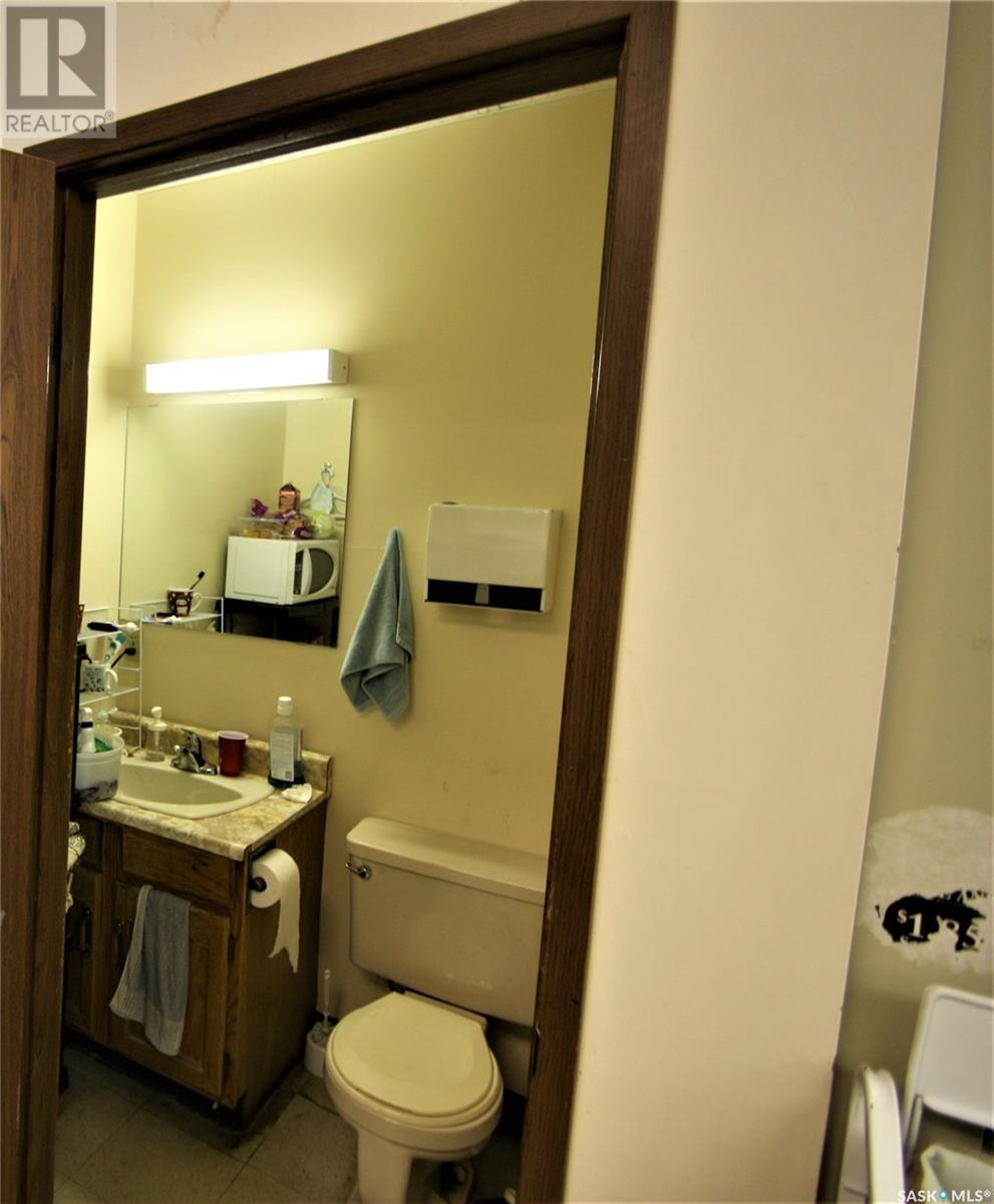 311 6Th Avenue N, Saskatoon, SK