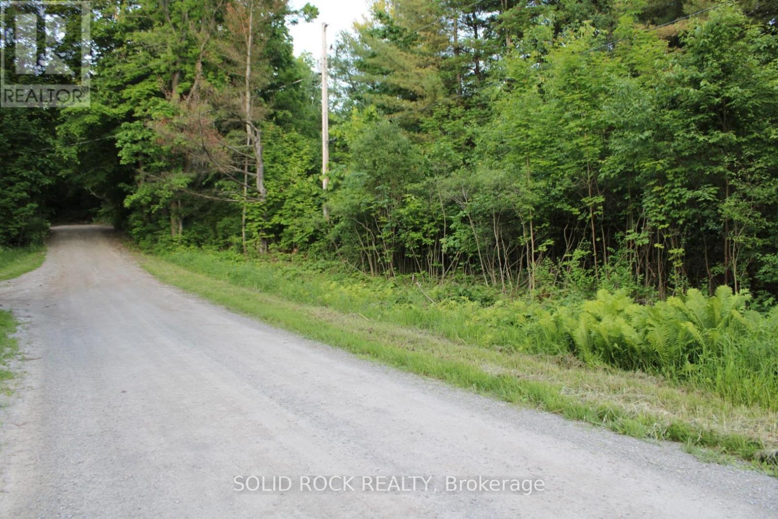 The hilltop building area towards end of photos.. - 133 Webster Road, Leeds And The Thousand Islands, ON